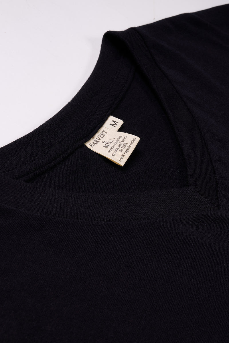 Women's Organic Unisex Style V-Neck Tee in Black